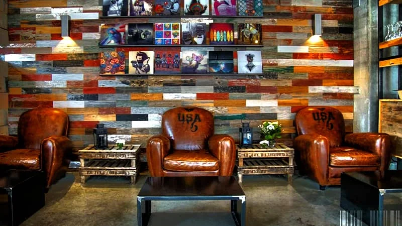 Sofa a l interieur de la brasserie Mazo